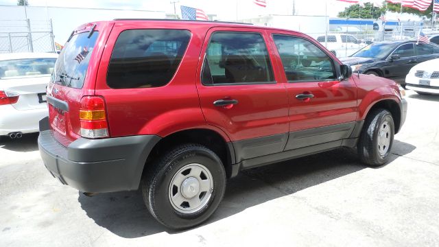 2005 Ford Escape Reg Cab 159.5 WB C5B