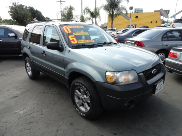 2005 Ford Escape 15
