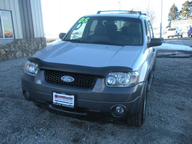 2005 Ford Escape ESi