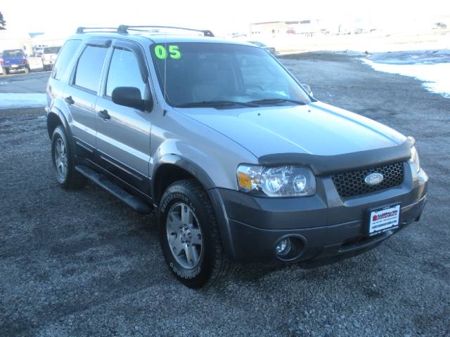 2005 Ford Escape ESi