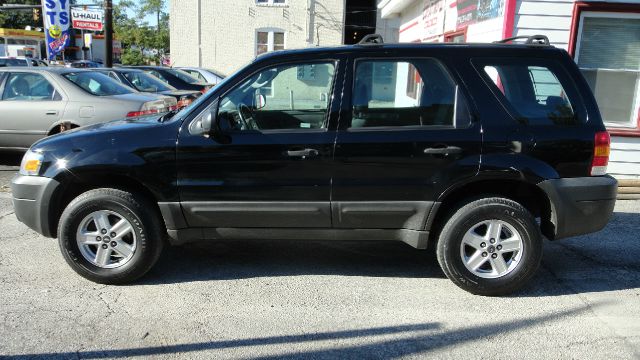2005 Ford Escape XLS
