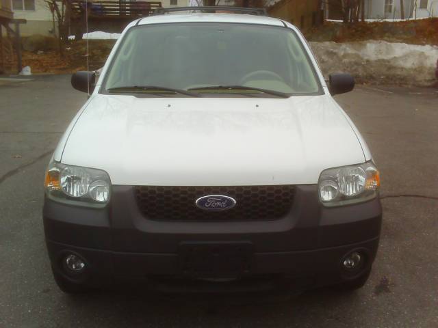 2005 Ford Escape Unknown