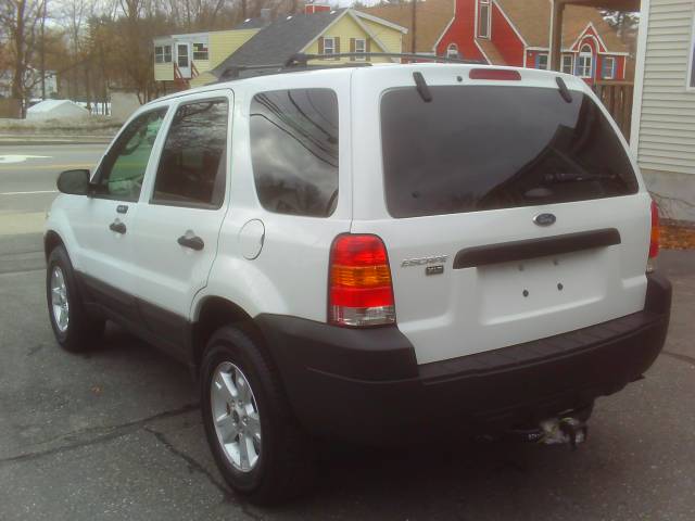 2005 Ford Escape Unknown
