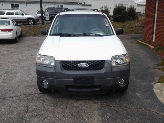 2005 Ford Escape SL 4x4 Regular Cab
