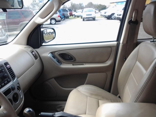 2005 Ford Escape SL 4x4 Regular Cab