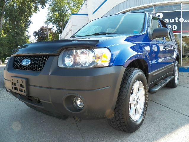 2005 Ford Escape 15