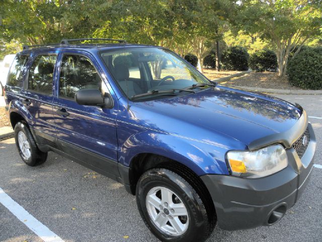 2005 Ford Escape Reg Cab 159.5 WB C5B