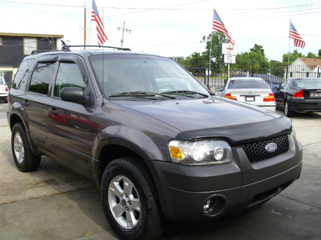 2005 Ford Escape SL 4x4 Regular Cab