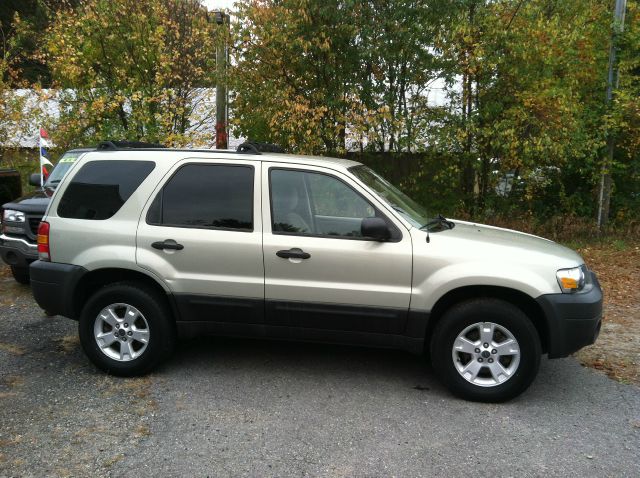 2005 Ford Escape FWD 4dr Auto Limited w/XM