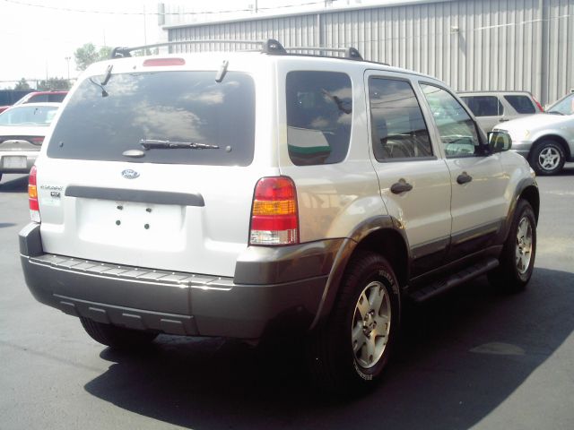 2005 Ford Escape SL 4x4 Regular Cab