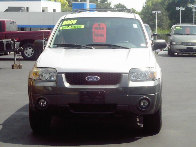 2005 Ford Escape SL 4x4 Regular Cab