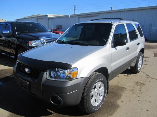 2005 Ford Escape ESi