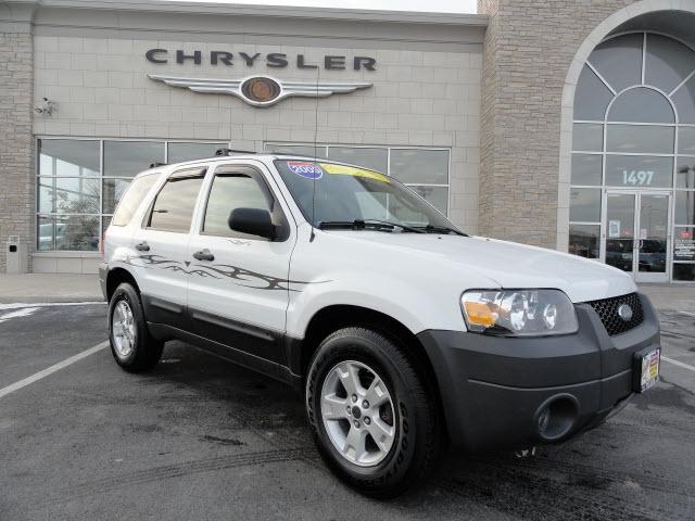 2005 Ford Escape ESi