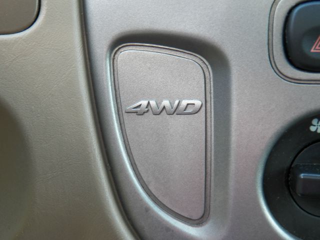 2005 Ford Escape Super