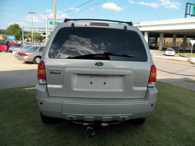 2005 Ford Escape Super