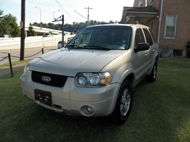 2005 Ford Escape Super