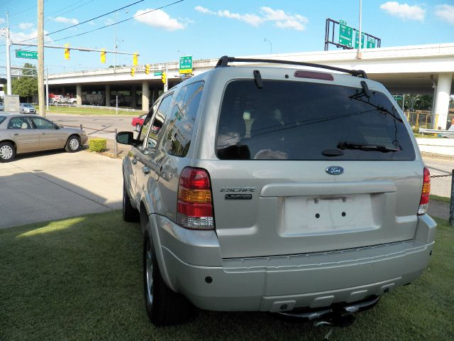 2005 Ford Escape Super