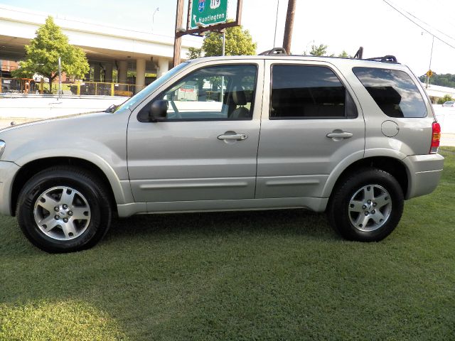 2005 Ford Escape Super
