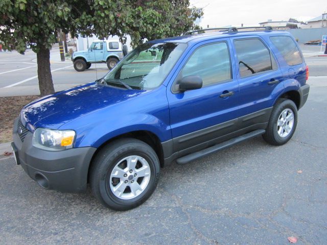 2005 Ford Escape SL 4x4 Regular Cab
