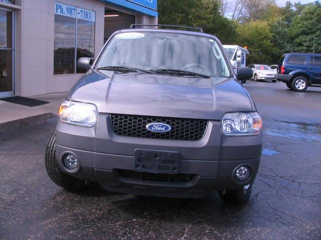 2006 Ford Escape ESi