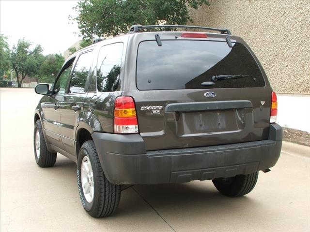 2006 Ford Escape 4dr Sdn Premier 2WD