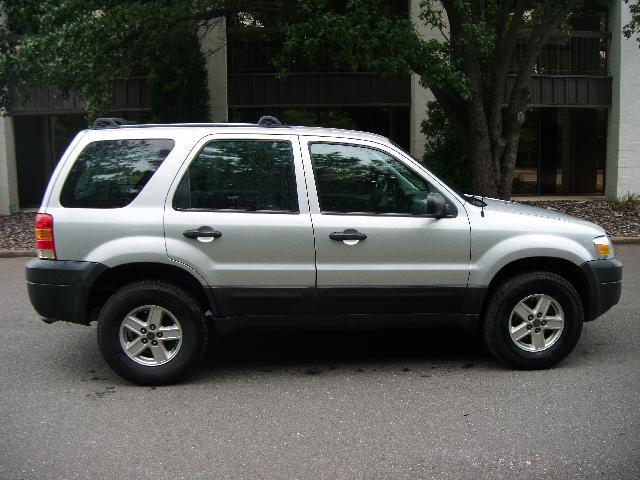 2006 Ford Escape 4dr Sdn Premier 2WD