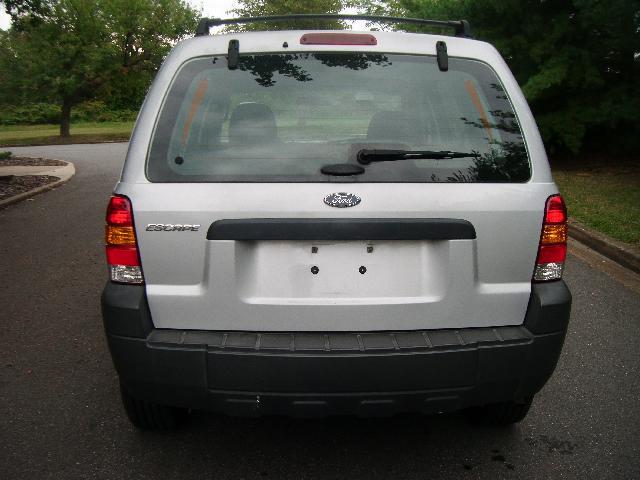 2006 Ford Escape 4dr Sdn Premier 2WD