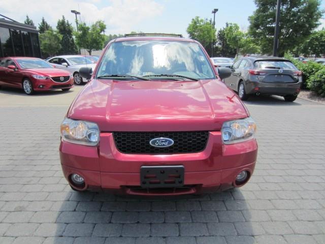 2006 Ford Escape LS Flex Fuel 4x4 This Is One Of Our Best Bargains