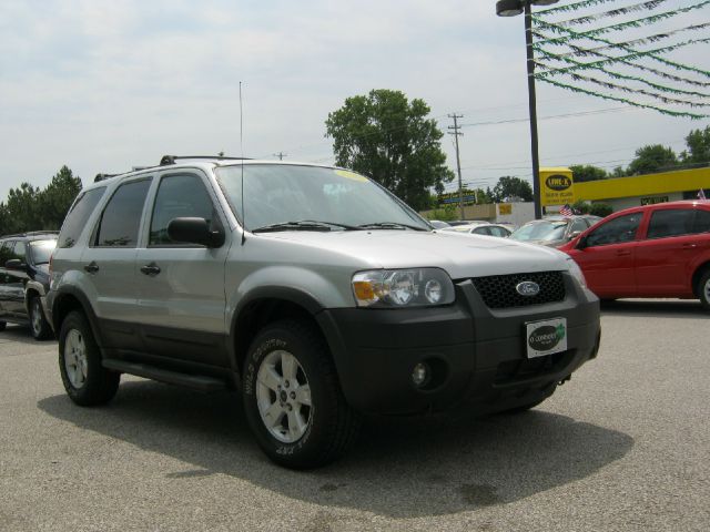 2006 Ford Escape SL 4x4 Regular Cab