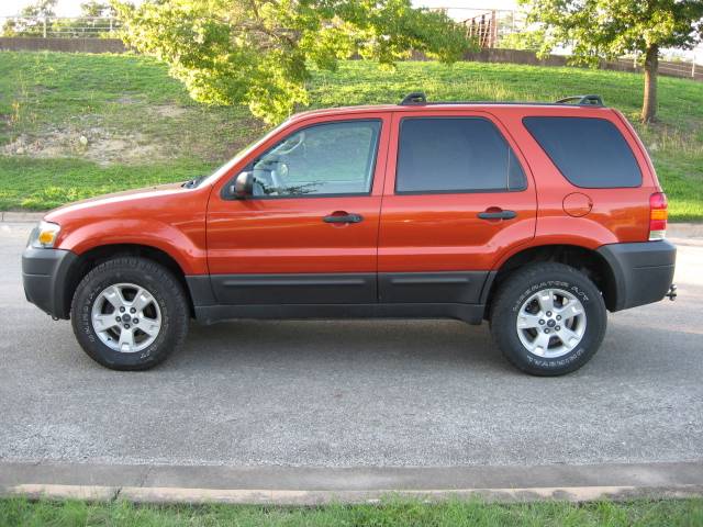 2006 Ford Escape ESi