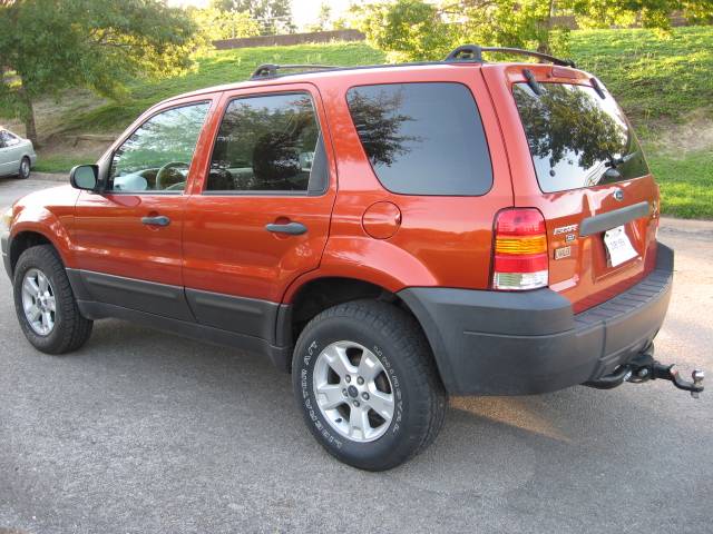 2006 Ford Escape ESi