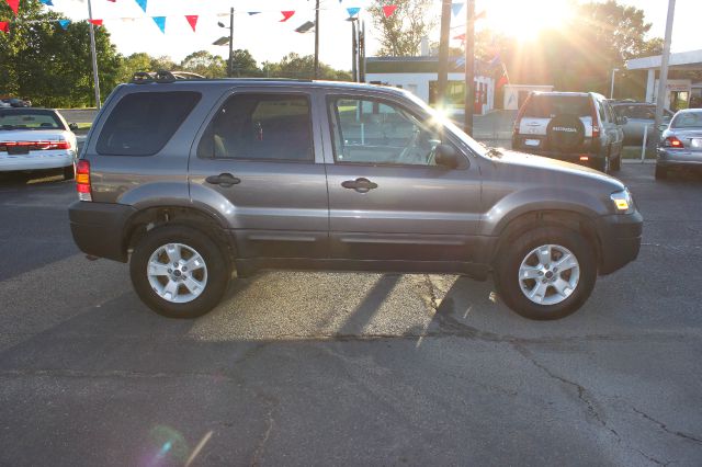 2006 Ford Escape SL 4x4 Regular Cab