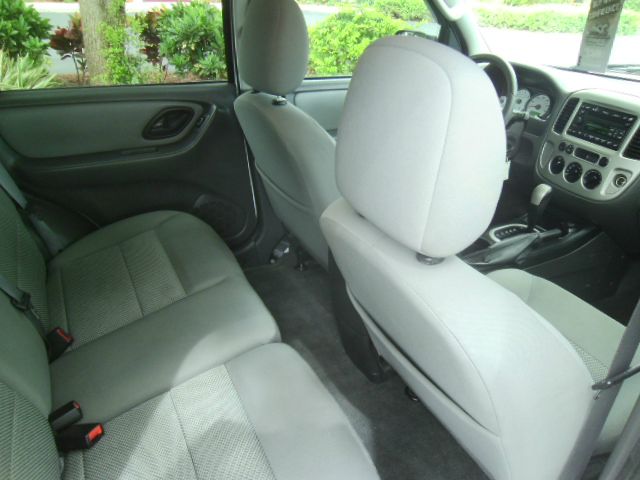 2006 Ford Escape SL 4x4 Regular Cab