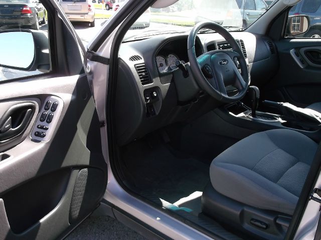 2006 Ford Escape SL 4x4 Regular Cab