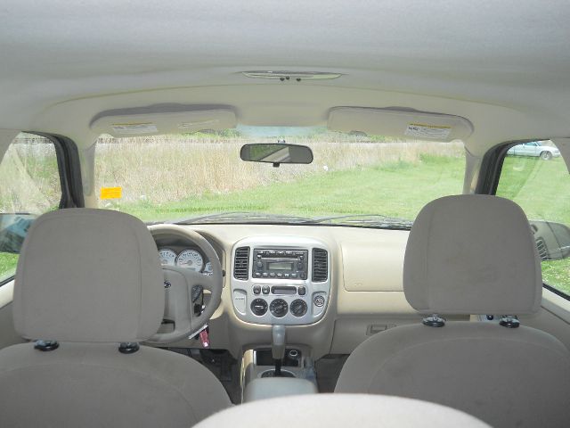 2006 Ford Escape SL 4x4 Regular Cab