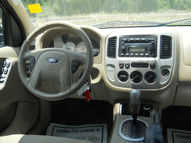 2006 Ford Escape SL 4x4 Regular Cab