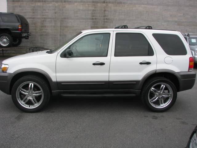 2006 Ford Escape ESi