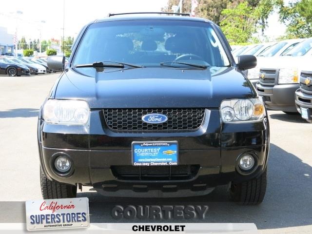 2006 Ford Escape 1500 Sport Utility Pickup 4D