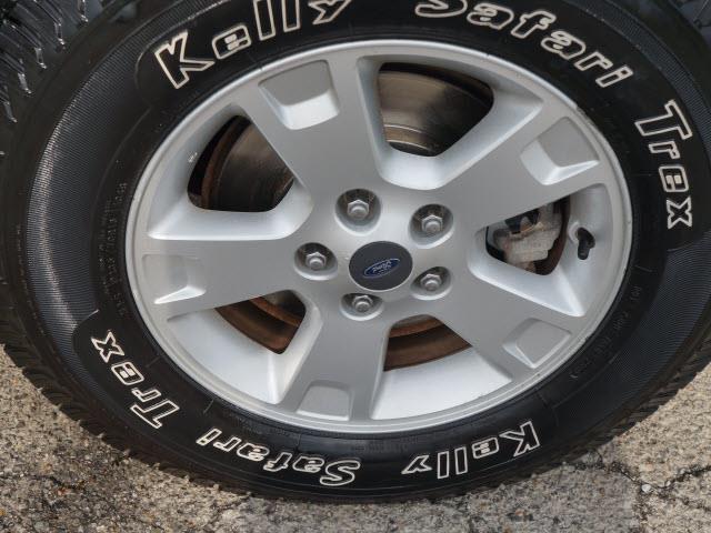 2006 Ford Escape ESi