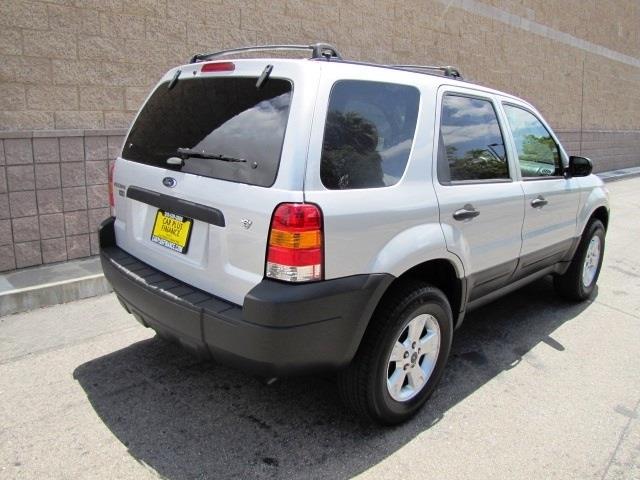 2006 Ford Escape ESi