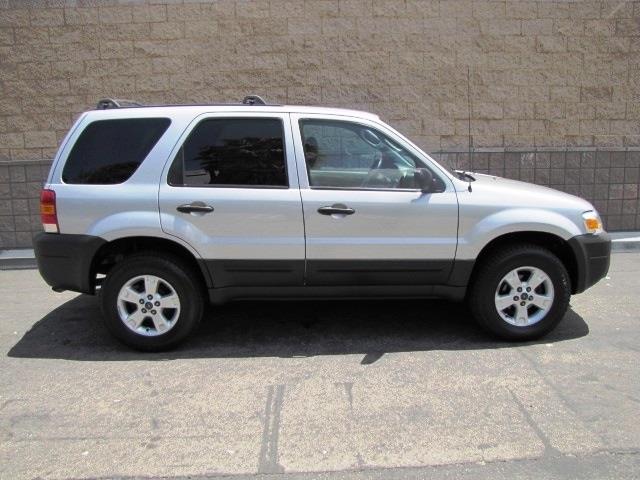 2006 Ford Escape ESi