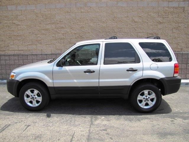2006 Ford Escape ESi