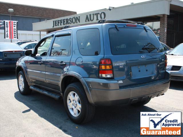 2006 Ford Escape ESi