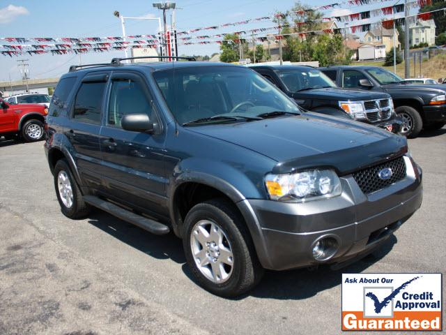 2006 Ford Escape ESi