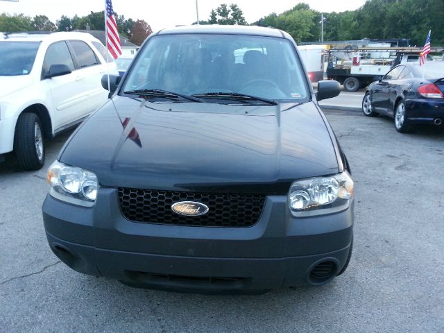 2006 Ford Escape Reg Cab 159.5 WB C5B