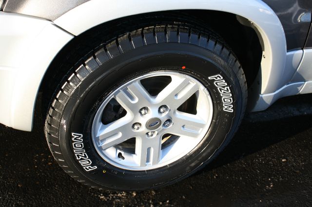 2006 Ford Escape Ram 3500 Diesel 2-WD