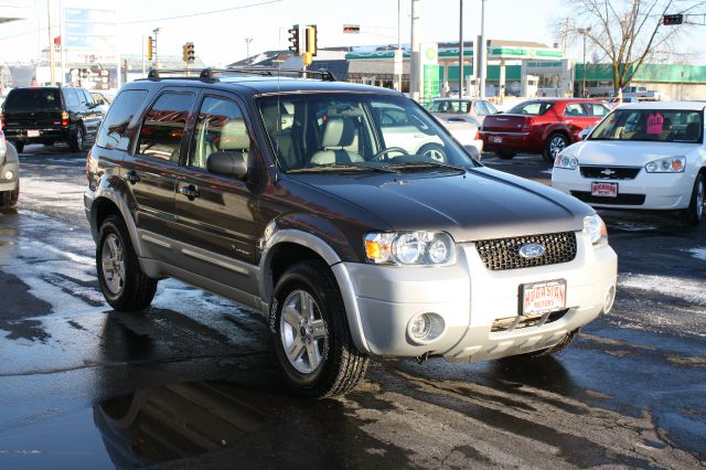 2006 Ford Escape Ram 3500 Diesel 2-WD