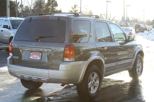 2006 Ford Escape Ram 3500 Diesel 2-WD