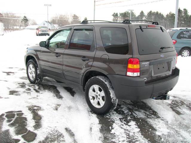 2006 Ford Escape ESi
