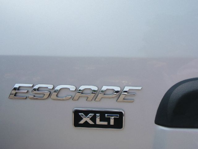2006 Ford Escape SL 4x4 Regular Cab